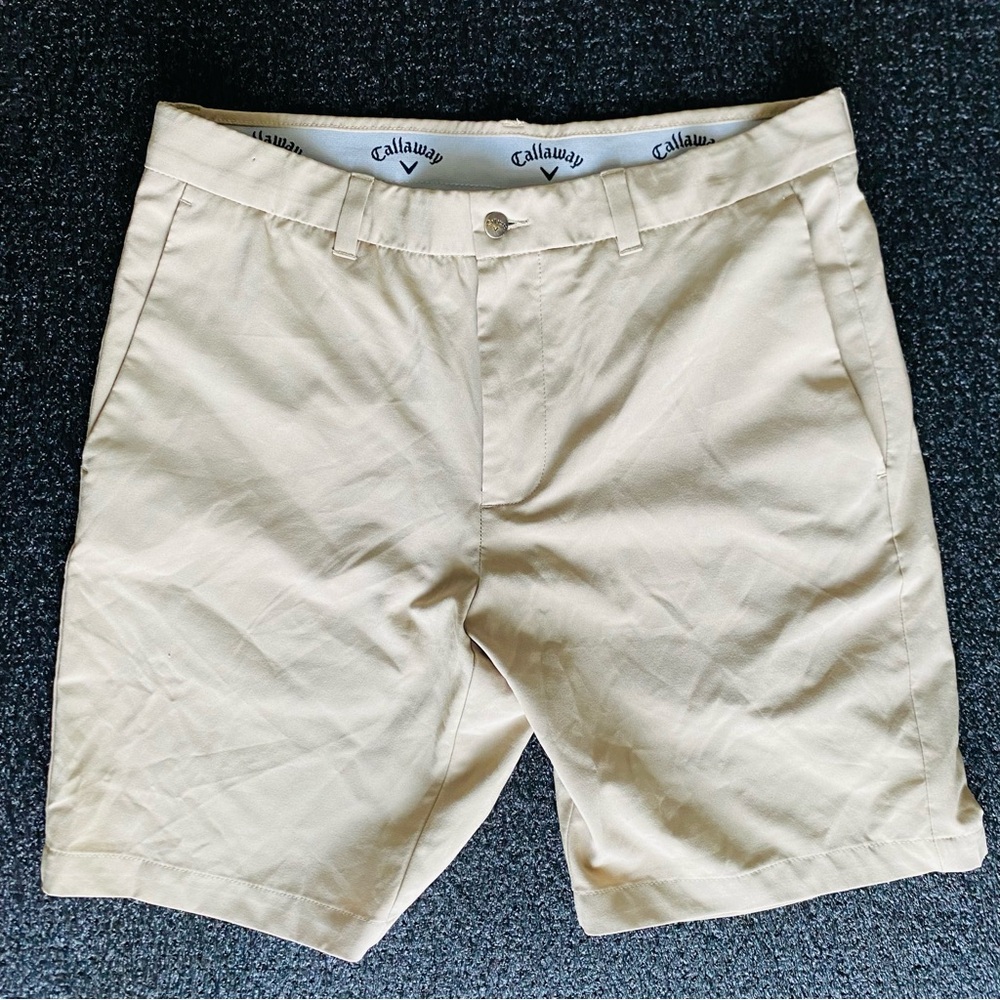 Callaway Men's Flat Front Golf Shorts Beige